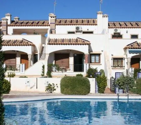Super Maison De Vacances. Hébergement de vacances Dehesa de Campoamor (Orihuela Costa)
